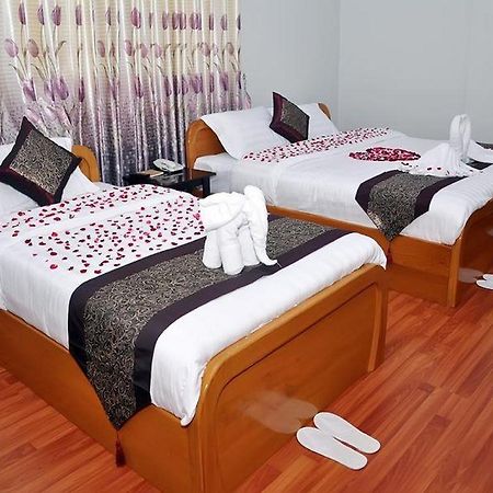 Royal Tulip Hotel Мандалай Екстер'єр фото