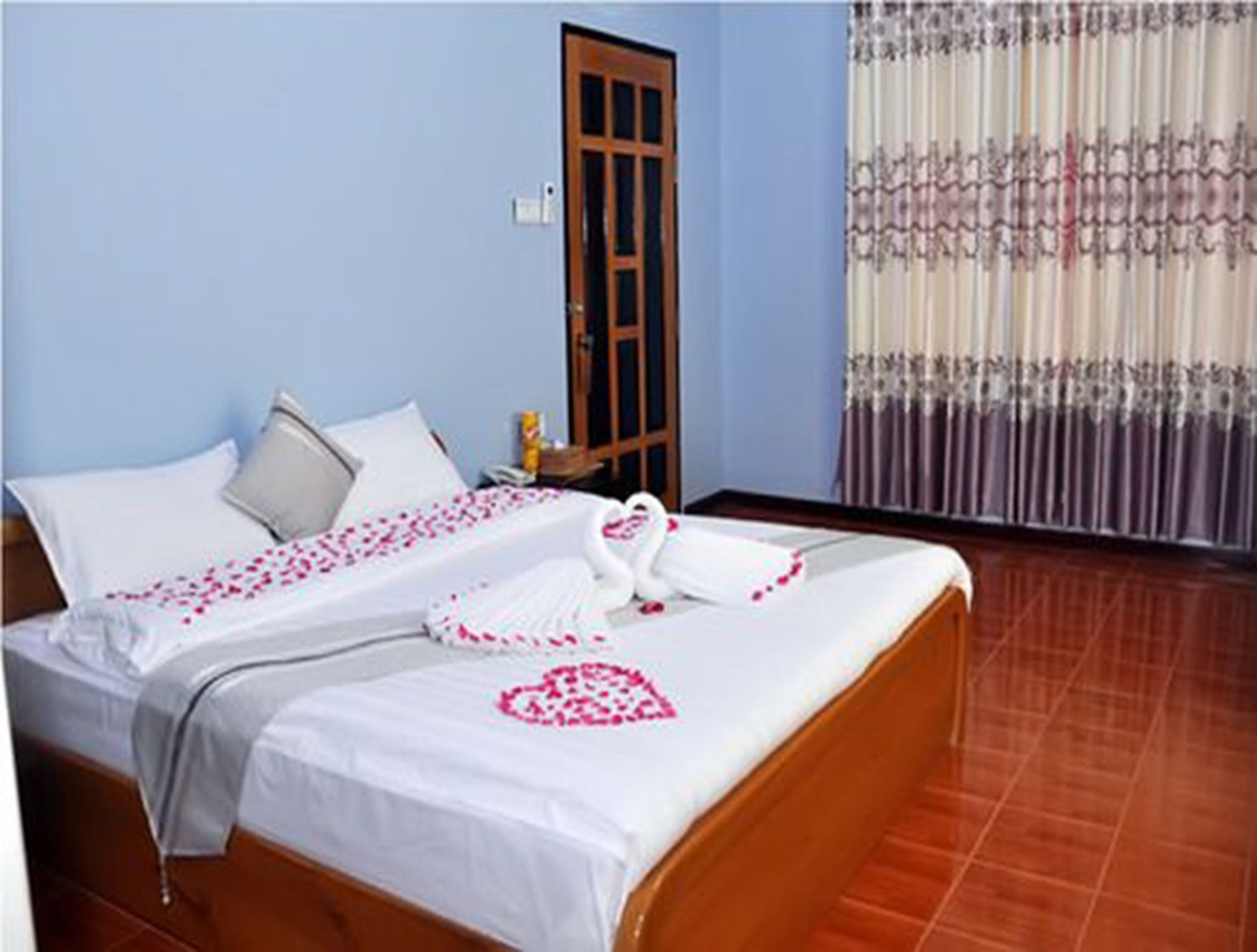 Royal Tulip Hotel Мандалай Екстер'єр фото